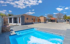 Kuhle Guesthouse